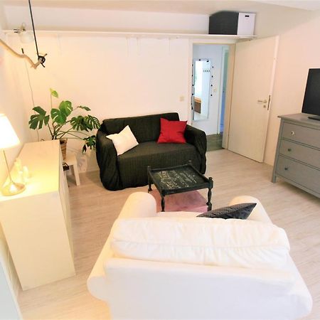 Zentrale Ferienwohnung „Treibholz“ Im Sonnenblumenhaus Фленсбург Екстер'єр фото