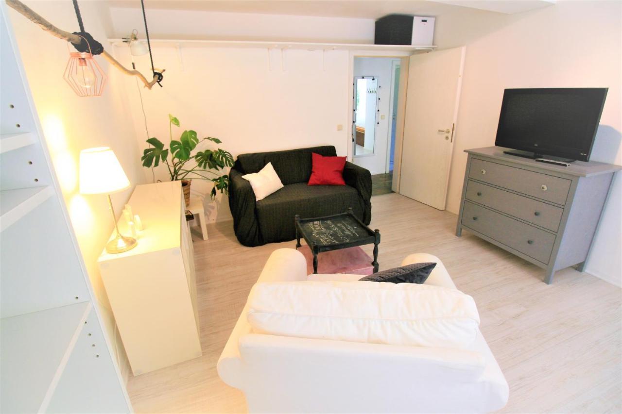 Zentrale Ferienwohnung „Treibholz“ Im Sonnenblumenhaus Фленсбург Екстер'єр фото