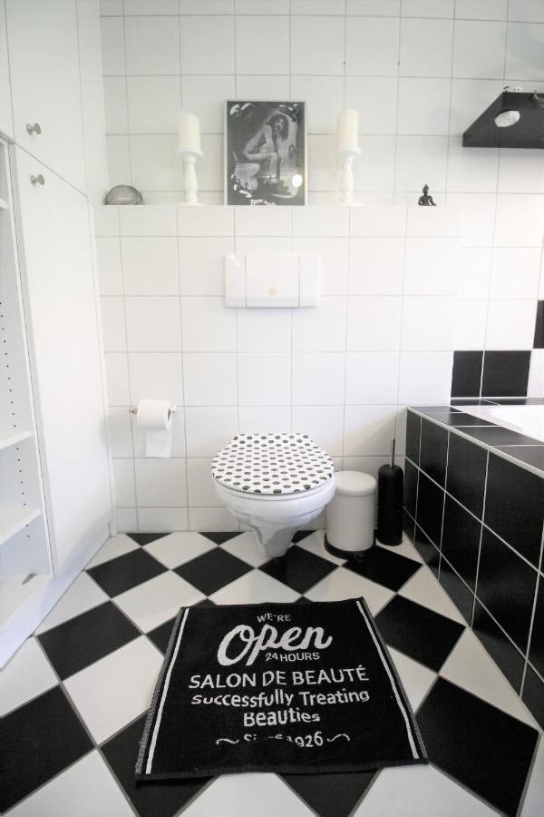 Zentrale Ferienwohnung „Treibholz“ Im Sonnenblumenhaus Фленсбург Екстер'єр фото